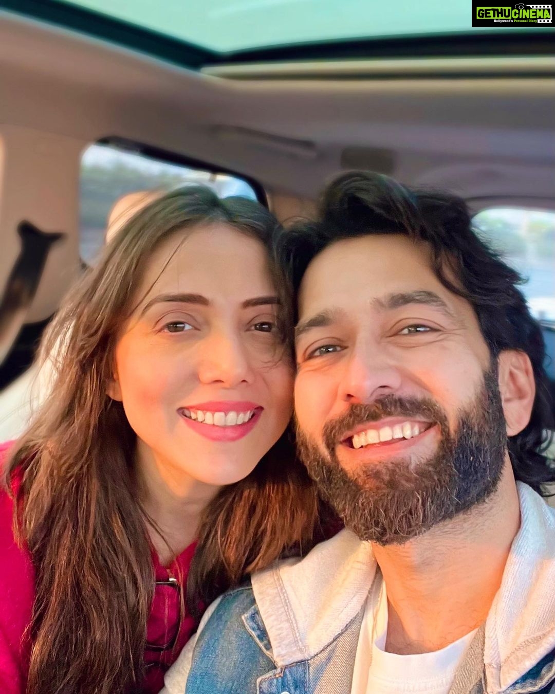 Jankee Parekh Instagram - Another year around the sun bound by holy matrimony & all encompassing love ❤️