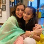 Jankee Parekh Instagram - My Dearest Ayrra, I know you are going to be all great things when you grow up but my only wish for you on this milestone year is that I hope your kindness, compassion and love for people only keeps growing with each passing year & may you never lose that twinkle in your eyes ⭐️ You are our shining star 💫 Always believe in the beauty of your dreams and follow your heart. Maami, Maama & Sufi have got your back, forever! Love you so much my little girl😍 #happy10thbirthday