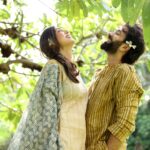 Jankee Parekh Instagram - گلوں میں رنگ بھرے باد نوبہار چلے چلے بھی آو کے گلشن کا کاروبار چلے Faiz Ahmad Faiz x @aquibxsid 🎶Like the new breeze of spring that grants blossoms their hue, come forth love, grant the garden leave to go about its business...🎶