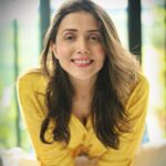 Jankee Parekh Instagram - Him: Tumhaara naam kya hai basanti? Me: 😬 #DeepConversationsWithHimBeLike 📸 @ayushdas