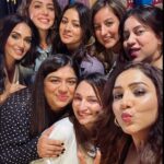 Jankee Parekh Instagram - So happy and fortunate to be a part of the 4th Edition of the #MomsTalk organised by @mybabychakra & @themomsco. Got a chance to meet, interact and hear inspiring stories by some prolific women & also have heart to heart conversations with so many of you. It is only in closed knit communities like these where everyone shows up willing to share, learn and be vulnerable do they become a source of strength, courage, inspiration and hope to so many other mothers. A big thank you to all you beautiful mommies who took time out to be a part of this event. 😍 @sukhleen_aneja @neetimohan18 @naiyya @barkhasengupta @shrimarai @momwearsprada @barkhachawla27 Styled by @amritasaluja01 Jewellery @noor_jewelsofnow 📸 @ankit_padave