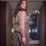 Jankee Parekh Instagram - I feel GOOD .. I feel GREAT🌟🌟🌟 Photo @horilhumad Outfit @amritasaluja01 Hair @hairbysharda Makeup @zaid_ars92 Accessories @noor_jewelsofnow #firstgigof2023 #JOY #showtime