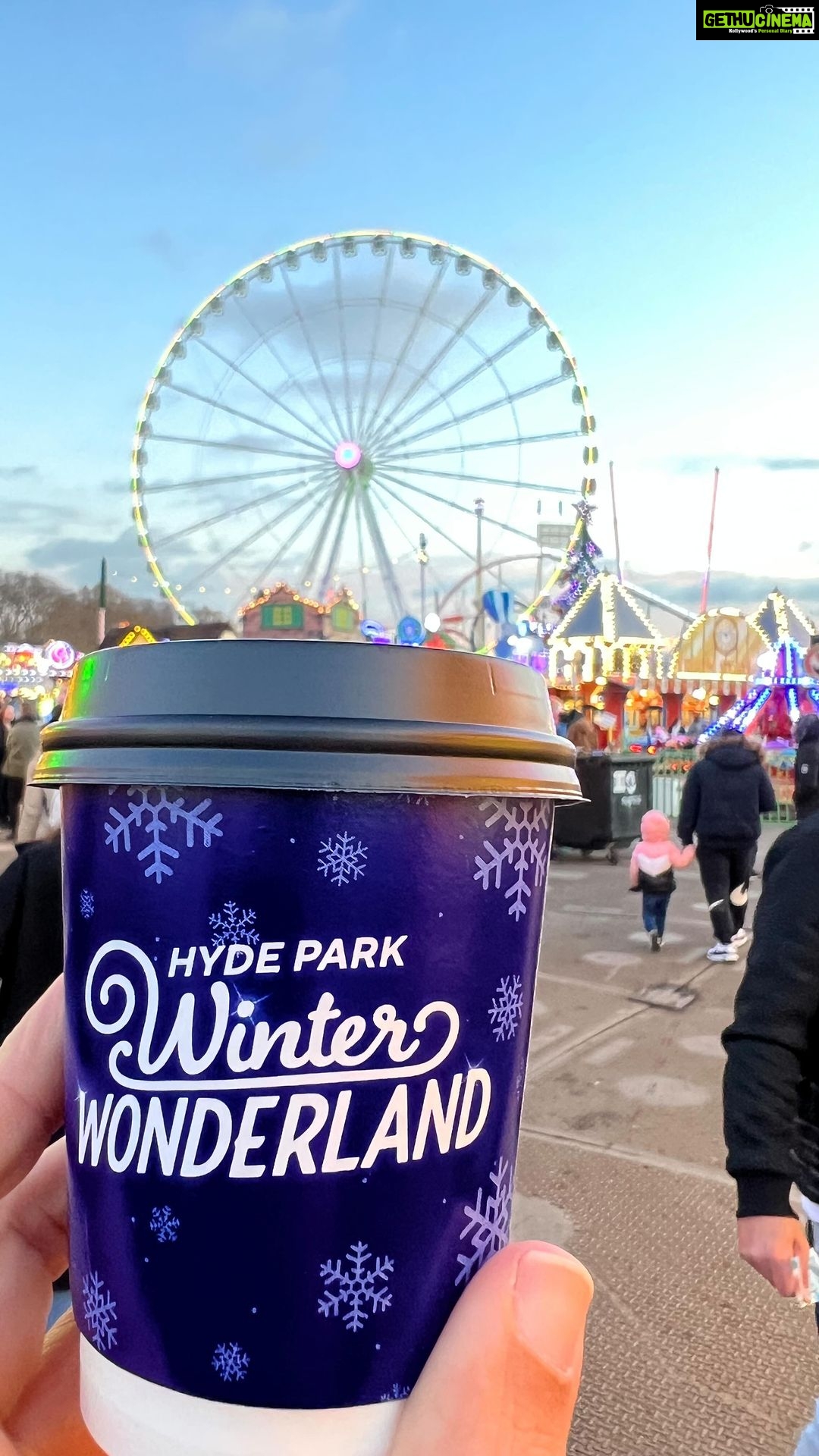 Jankee Parekh Instagram - We sat on rides, watched the circus, drank mulled wine, laughed, sang, danced and created so many memories with our little baby boy😍 Our Winter wonderland in 90 secs ❄️ #london2022 #winterwonderland