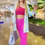 Jasleen Matharu Instagram - Hi Im Pinky Moggewali 💖💞🌸 #Jodhpur Wearing @boylondonindia outfit 👗 Styled by @sureshganeshaofficial Accessories @fashion_diaries09 Shoes @feet_me_up 📸 @kanwaljeet_matharu Terminal 2 Chatrapati Shivaji Terminal Mumbai