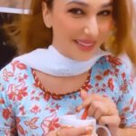 Jasleen Matharu Instagram - Sach mein mat aajana koi 😳😳 Mummy Muje aur tumhe dono ko peet degi 😹😹 Disclaimer- This Reel is for Entertainment only 🤣