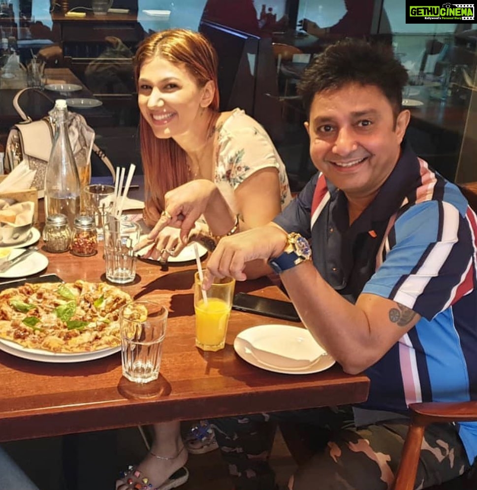Jasleen Matharu Instagram - Forever Favourite❤️ @sukhwindersinghofficial Mumbai, Maharashtra
