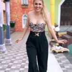 Jasleen Matharu Instagram - 😌😇🥳 Wearing @boylondonindia Styled by @sureshganeshaofficial