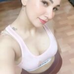 Jasleen Matharu Instagram - 🏋️‍♀️🤸‍♀️👟