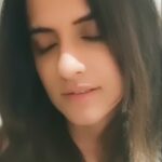 Jasleen Royal Instagram - I just joined #Smule #Karaoke #App and LITERALLY had the best time covering my personal favourite track Ranjha from #Shershaah! If you love Karaoke as much as I do, come on over to the @smulein app and duet to the song with me! See you there. #ad