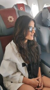 Jasleen Royal Instagram - Wait for it: ;) #Ranjha #Shershaah @sidmalhotra @dcatalent @azeemdayani @sonymusicindia