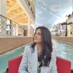 Jasleen Royal Instagram - Mesmerised by the beauty around! #DohaDiaries @visitqatar Villagio Mall, Doha, Qatar