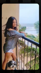 Jasleen Royal Instagram - From sitting at a cafe alone and lost on my birthday 6 years ago with just 1 month’s rent to this day of being able to gift myself a dream home. Its been hell of a journey but oh so worth it! Thankyou everyone for believing in the girl with just a backpack and guitar. I promise to always give you guys a piece of my soul in every song.♥️
To dreams, hustle and growth🥂
#BirthdayPost