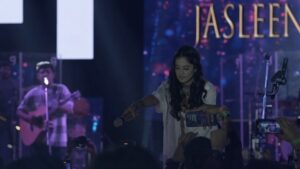 Jasleen Royal Instagram - Sound of love ✨ #JasleenRoyalLive #Ranjha