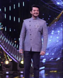 Jisshu Sengupta Instagram - #supersinger 
Thank you @surbhipansari_official for designing my costume.