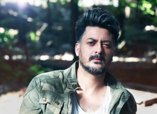 Jisshu Sengupta Instagram - Photographed by @tathagataghosh Costume by @bose.roshni Hair by @pratikpatkar_hair Makeup by @bpaathak Assisted by @mayur.chakrani Managed by @shinalsurti and thank you to @ninichinismamma