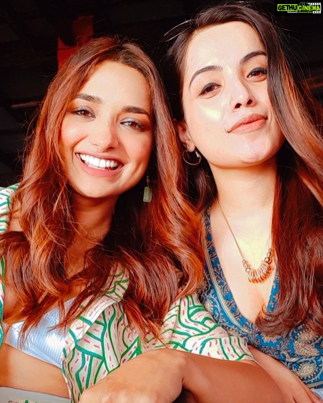 Jiya Shankar - 54.1K Likes - Most Liked Instagram Photos