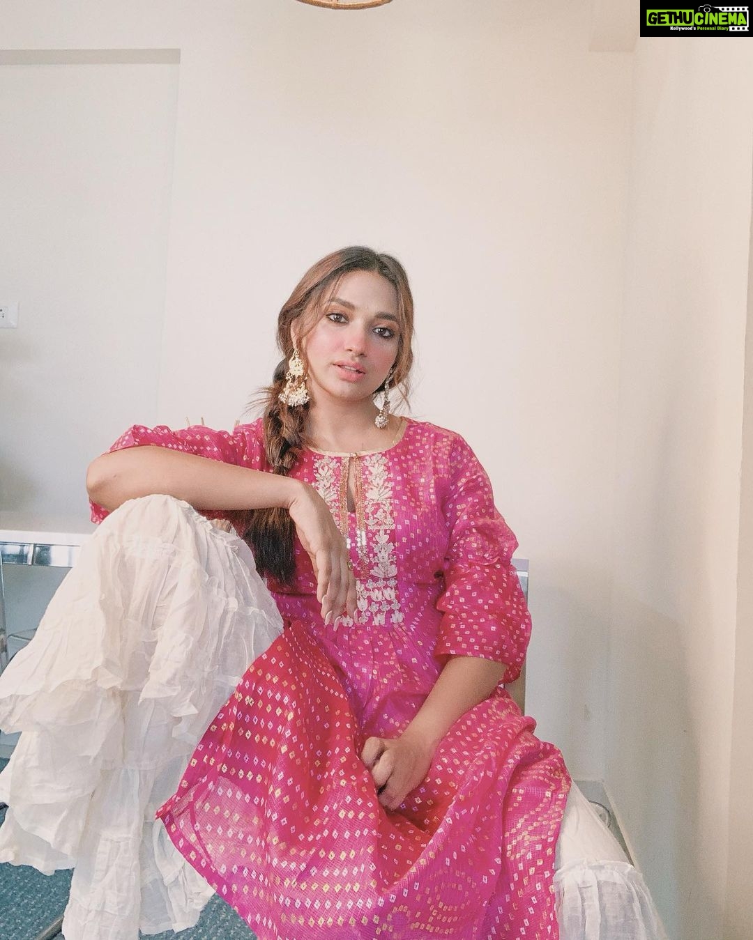 Jiya Shankar Instagram - Styled by @styling.your.soul Wearing @varanga_official