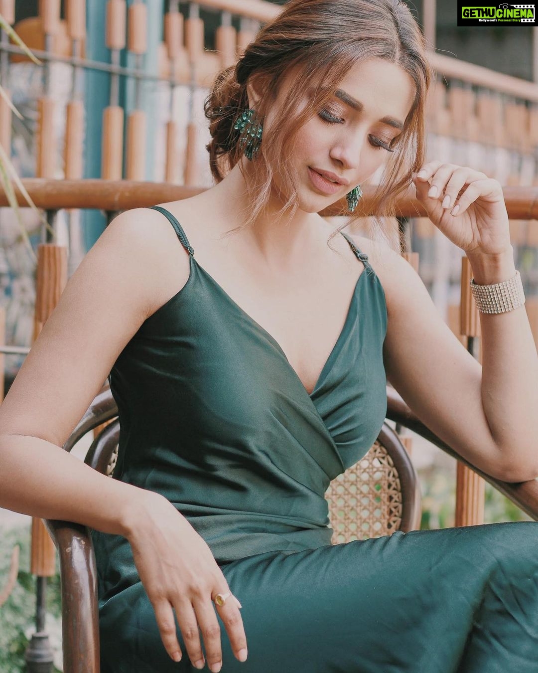 Jiya Shankar - 82.4K Likes - Most Liked Instagram Photos