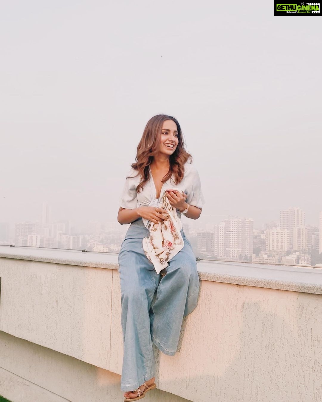 Jiya Shankar - 62.8K Likes - Most Liked Instagram Photos