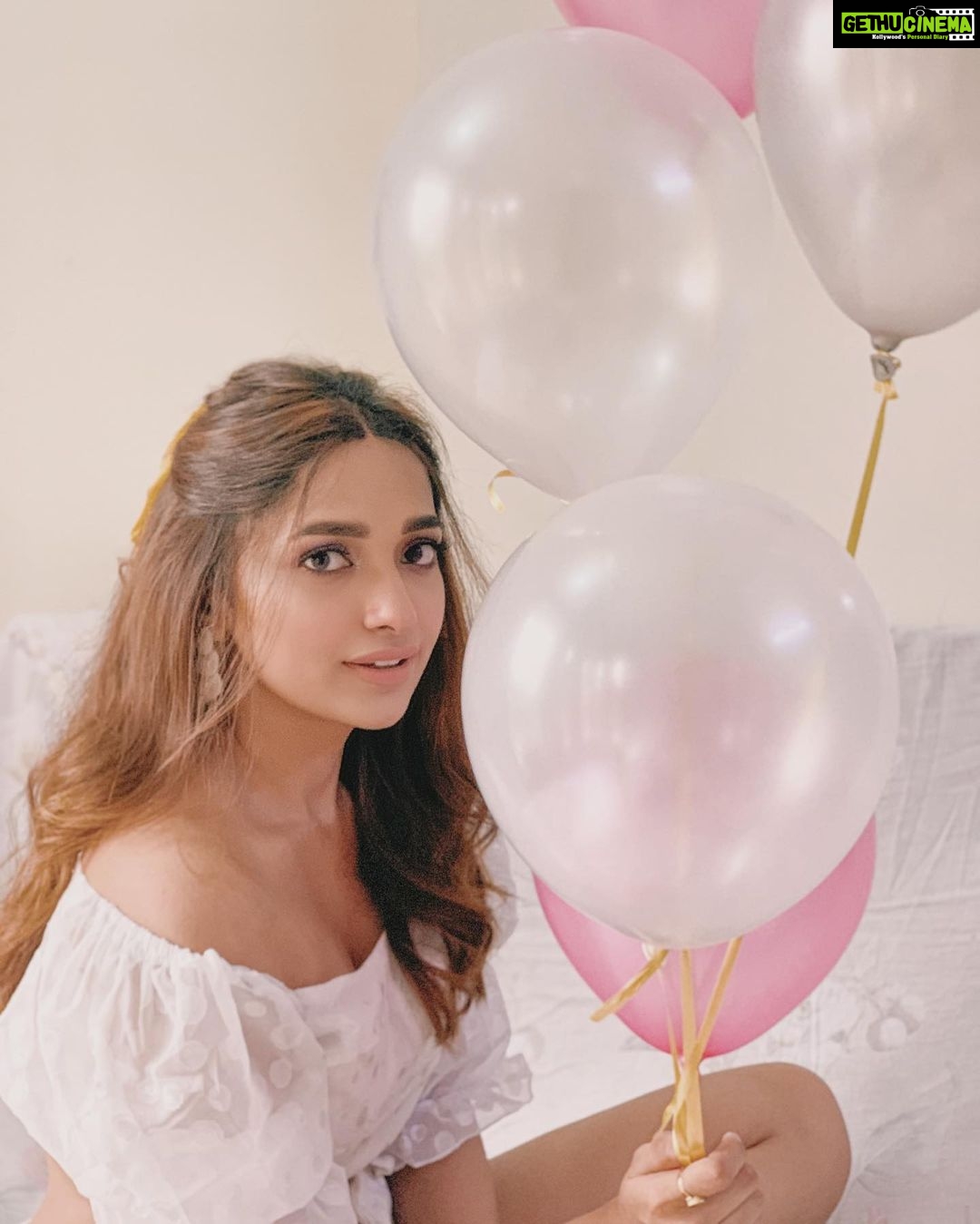 Jiya Shankar - 56.2K Likes - Most Liked Instagram Photos