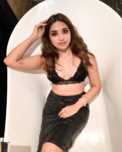 Jiya Shankar Instagram - ♠️