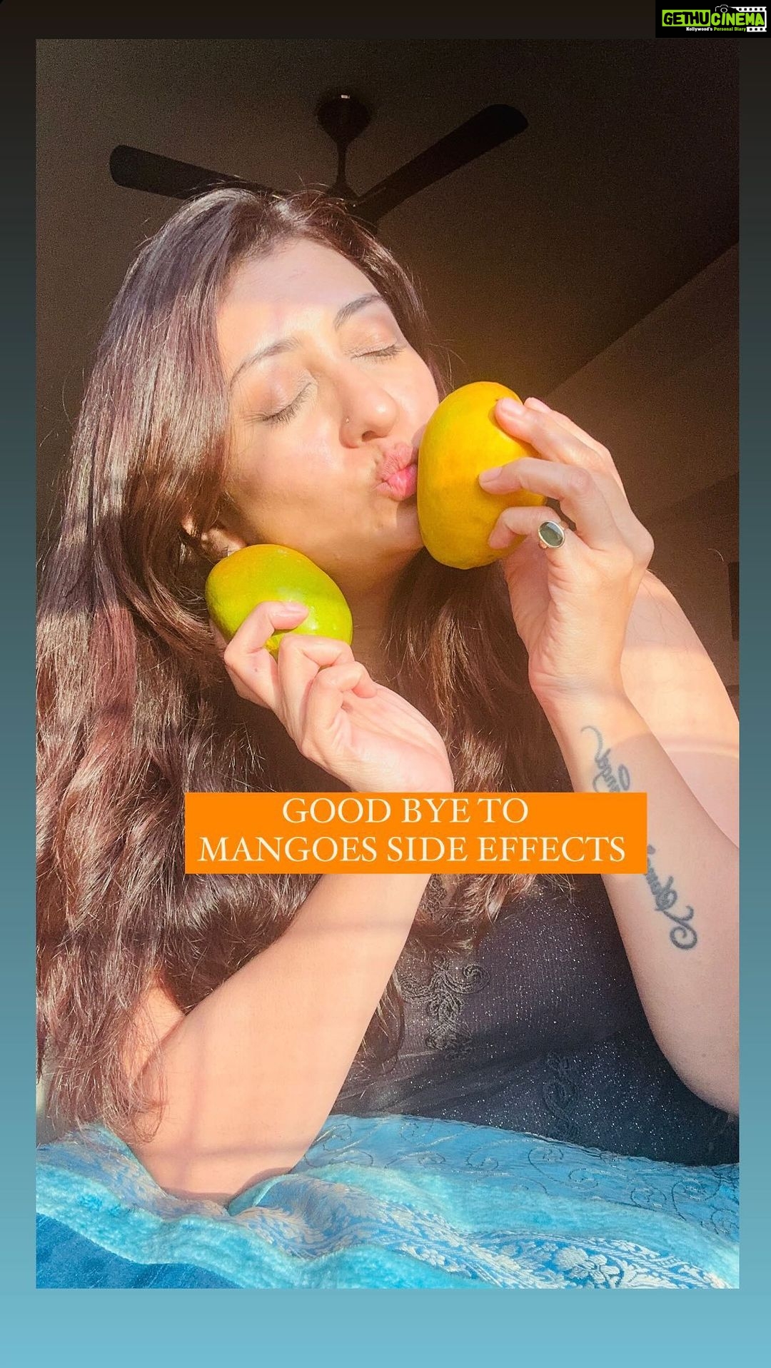Juhi Parmar Instagram - It’s that season of the year again when our homes are flooded with mangoes. But if you feel you have to stay away due to the heat, pimples, etc that they may cause then don’t worry! Here’s a quick age old solution that lets you enjoy the mangoes and yet not worry about any side affects! And if you want some quick mango recipes coming, comment below and I promise to share soon. #AapkiDemandMeriCommand #mango #mangoes #simplehack #mangolove #reels #reel #reelitfeelit #reelsinstagram #reelsvideo