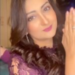 Juhi Parmar Instagram - A little bit of dressing up is always fun, just wish it was this quick every time!! #transitionreels #trendingreels #trendingsongs #reels #reelsinstagram #reelsvideo #reelitfeelit
