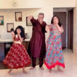 Juhi Parmar Instagram - Jab Papa aka Nanu ho itne cute, pareshan kaise nahi kare hum choriyaan 🤣 P.S. He’s back after long but don’t ask me how much convincing it took! #feelkaroreelkaro #feelitreelit #ganpati #ganpatidance #ganpatibappamorriya #ganpationreels #reels #reelsinstagram #reelsvideo #reel #reelitfeelit