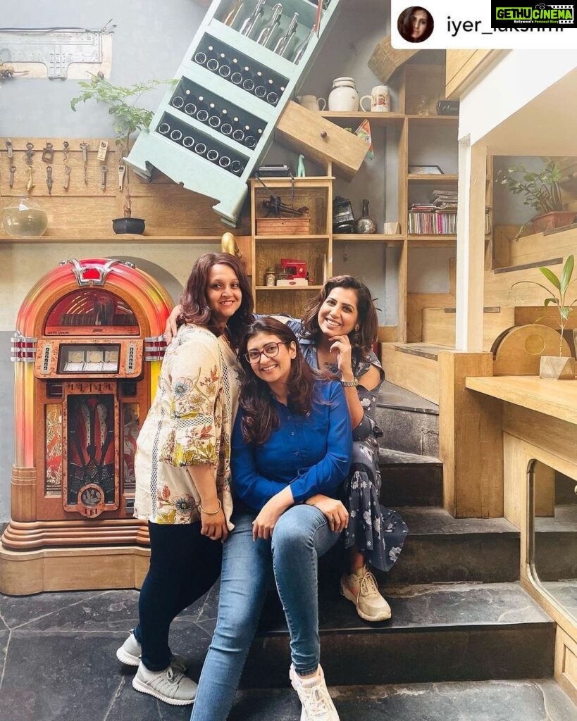 Juhi Parmar Instagram - Happy birthday sweetiepie.. stay your vibrant self always and keep spreading your infectious spark everywhere you go. Have a super duper fab year ahead.. lots of love to you ❤️❤️❤️❤️ Posted @withregram • @iyer_lakshmi Chilling with my lovely girlfriends and chitchatting nonstop @radharajpalyadav @juhiparmar thank you for making my birthday so special. Love you guys 😜🥰😊😍❤️ #birthday #happybirthday #love #party #cake #birthdaycake #birthdaygirl #wedding #birthdayparty #happy #anniversary #gift #instagood #celebration #family #photography #birthdayboy #friendship #friends #love #friendshipgoals #instagood #instagram #bestfriends #friendsforever