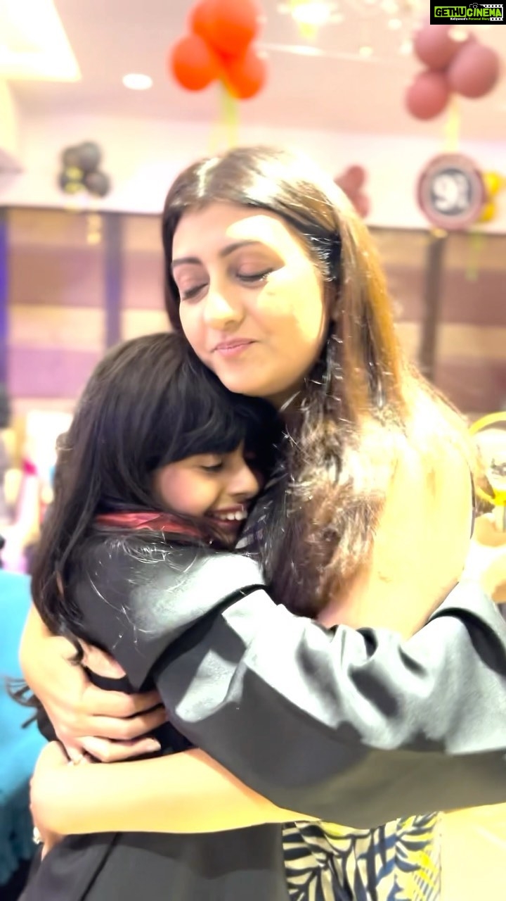 Juhi Parmar Instagram - ‘Best Birthday Ever,’ she said and what more could a mother ask for. That’s what I try for every year as it’s a celebration of the day she was born but with it I too was born as a mother, the most special day of our lives with memories that make my eyes moist. Sharing a few glimpses once again from Samairra’s 10th Birthday Celebration! #birthday #birthdayvlog #birthdayreels🎂❤️ #reel #reelindia #reelsinstagram #reels #reelkarofeelkaro #reelsvideo #birthdayparty