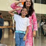 Juhi Parmar Instagram - Saluting our country, celebrating it as well as the constitution of our country! #JaiHind #HappyRebublicDay #republicday #republicdayindia #indian #proudindian