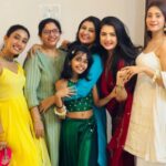 Juhi Parmar Instagram - Festivals are all about memories, sharing our #MemoryBank with you of Eid Celebrations hosted by lovely and adorable Hiba and her extremely loving mother. Thank you for making us a part of the celebrations. Your mom makes outstanding food. Haven’t over eaten like this in a while. Enjoyed every bit of the food and the evening full of laughter. Loads of love to you and your mommy. #friendship #friends #fun #celebration #eidmubarak #eidcelebrations #festival