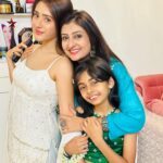 Juhi Parmar Instagram - Festivals are all about memories, sharing our #MemoryBank with you of Eid Celebrations hosted by lovely and adorable Hiba and her extremely loving mother. Thank you for making us a part of the celebrations. Your mom makes outstanding food. Haven’t over eaten like this in a while. Enjoyed every bit of the food and the evening full of laughter. Loads of love to you and your mommy. #friendship #friends #fun #celebration #eidmubarak #eidcelebrations #festival
