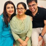 Juhi Parmar Instagram - Festivals are all about memories, sharing our #MemoryBank with you of Eid Celebrations hosted by lovely and adorable Hiba and her extremely loving mother. Thank you for making us a part of the celebrations. Your mom makes outstanding food. Haven’t over eaten like this in a while. Enjoyed every bit of the food and the evening full of laughter. Loads of love to you and your mommy. #friendship #friends #fun #celebration #eidmubarak #eidcelebrations #festival