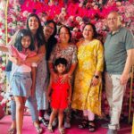 Juhi Parmar Instagram – When family is in town, you turn into a guide as well as a tourist in your city!  From restaurants to holy places to the beach.. everything covered in one day. These memories are truly special as we spend quality time together, catch up on childhood memories and conversations which can go on and on forever…. 
#familytime #family #familylove #love #familia #together