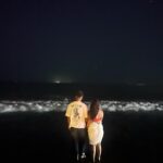 Kanika Mann Instagram - A night in goa ❤️ 1 - feet after walking on a beach with overthinking mind 😀 2 - feeling the breeze while flexing my calves 3 - trying to look cute with wide smile and hot bum 4- was asking Abhijeet how he is feeling after his frst ride in goa 😄 5- Abhijeet showing his abs which I couldn’t see with my naked eye 👁️ 6 - we 2 with our jeeji 😉 7 - Moon and Venus 8 - @sanaadhattofficial 🤗❤️ 9 - pretty me 🤩