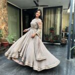 Kanika Mann Instagram - #sukhna ka shagun ✨ . . Wearing @rachitkhannaofficial