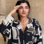 Kanika Mann Instagram - Ye wali preeti chaalu nikli , kabir ko b chord aai uske chashme bhi chura lai 🤓