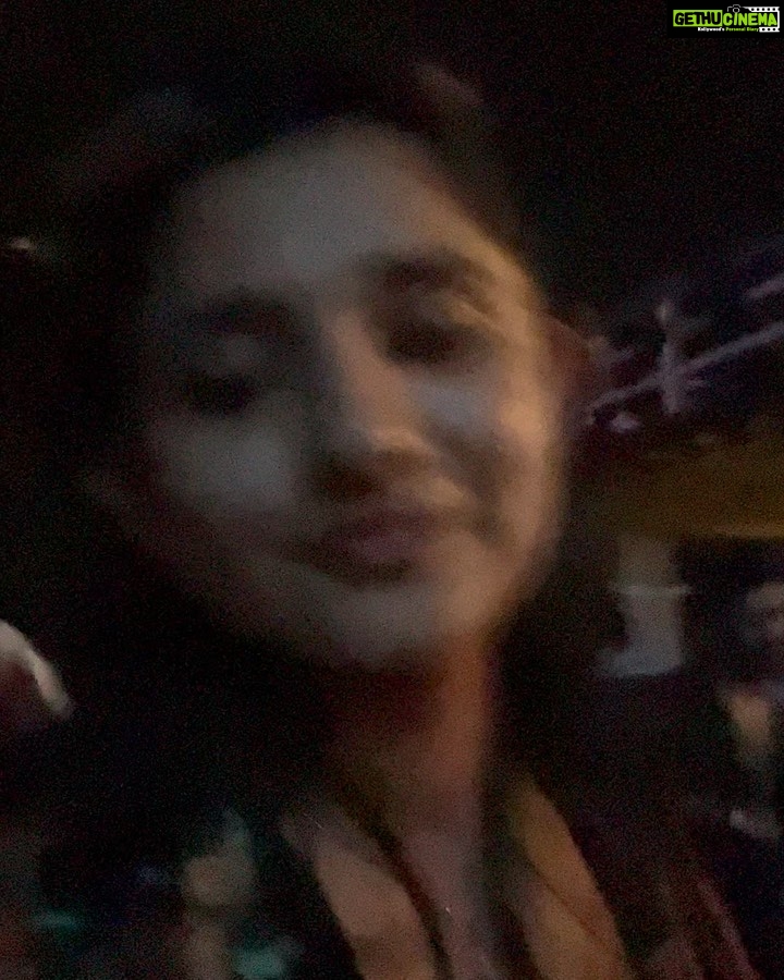 Kanika Mann Instagram - Because I see sun in my dreams ☀️ #happynewyear2023