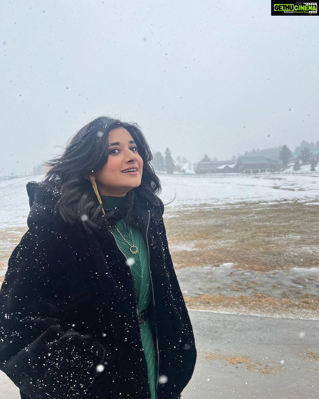 Kanika Mann Instagram - ⛄️ Gulmarg, Kashmir