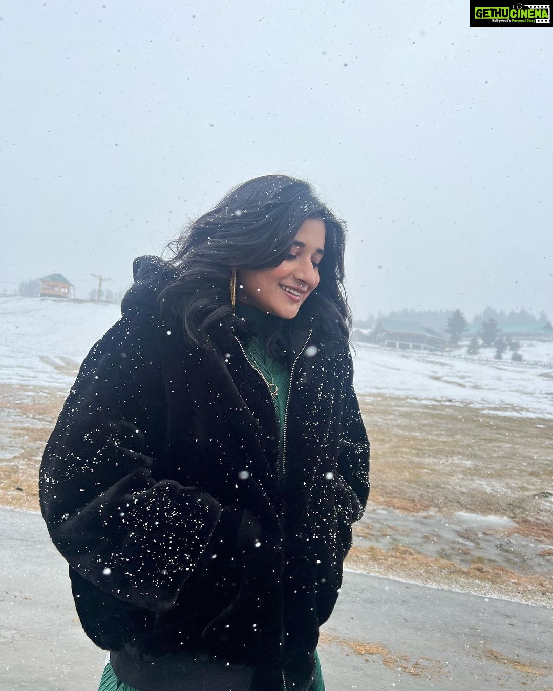 Kanika Mann Instagram - ⛄️ Gulmarg, Kashmir
