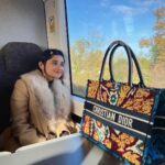 Kanika Mann Instagram - I don’t like show off 😋 United Kingdom