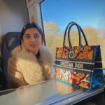 Kanika Mann Instagram - I don’t like show off 😋 United Kingdom