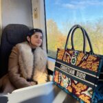 Kanika Mann Instagram - I don’t like show off 😋 United Kingdom