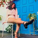 Kanika Mann Instagram - For the promotions of #zaalima @hitz.music.official! @officialkanikamann @rishaabchauhaan @deepmoneyoffical @iamroohkaar @paras_onthestage @vinod.bhanushali @rumifiedritika @indianstorytellers @deeksha_bajaj Wearing @zara Makeup @yashmakeup98