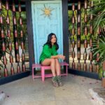 Kanika Mann Instagram - चल ताड़ मुझे 👀 - says my joota here !