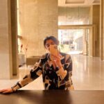 Kanika Mann Instagram - Ye wali preeti chaalu nikli , kabir ko b chord aai uske chashme bhi chura lai 🤓