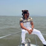 Karanvir Bohra Instagram - I sea you 🌊 #alibaug @radissonblualibaug