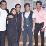 Karanvir Bohra Instagram - What a pleasure meeting @drshrikantshinde son of our Hon CM @mieknathshinde ji Had a wonderful time discussing his vision about sustainability and the environment. With @yashbirla @rakeshagrawalrk @sagar9 @saherbhamla Thank u @asifbhamlaa for being such a gracious host and @bhamlafoundation congratulations for the Mumbai campaign of Business with a conscience. #Ecobiz best wishes 2the team
