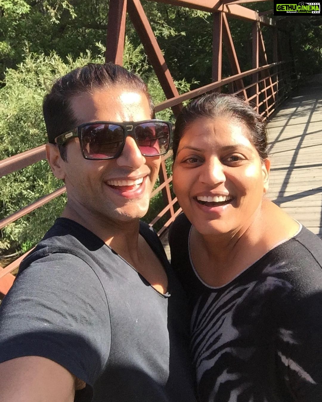 Karanvir Bohra Instagram - We fight and then we fight a lot but as long as the heart that’s connected the love is eternal ❤️ happy siblings day dids 🤗